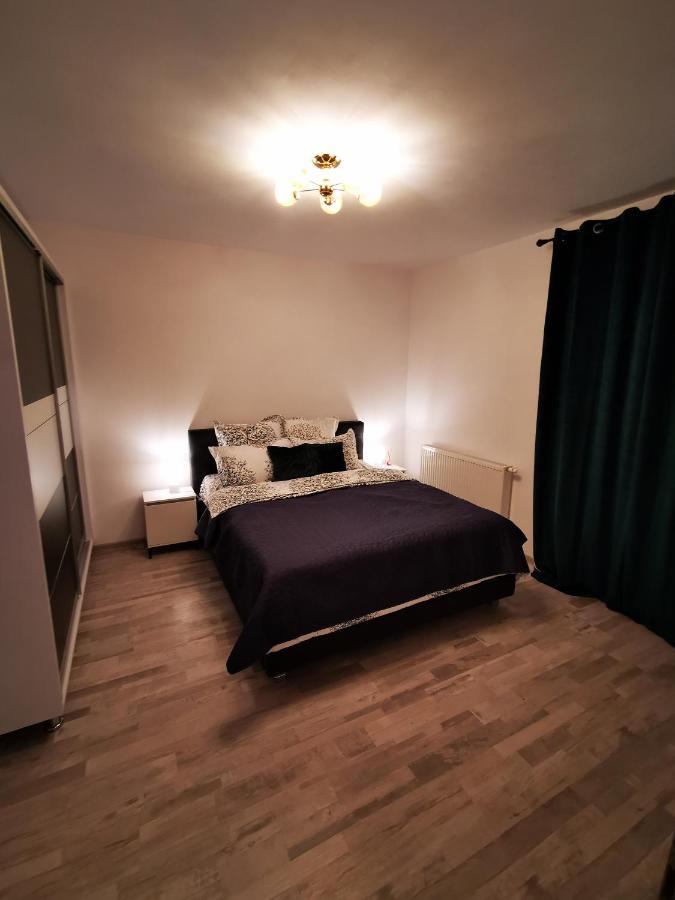 Teo Apartment Brasov Ngoại thất bức ảnh